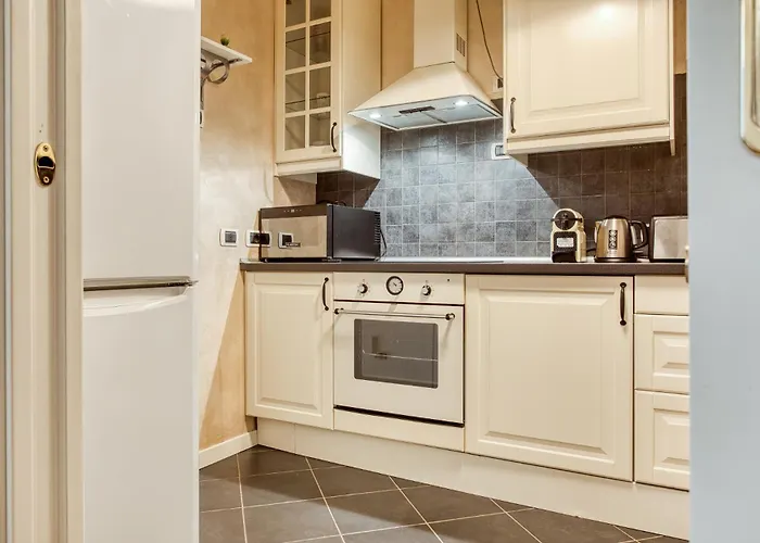 Easylife - - Settembrini 45 - Milano