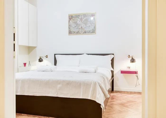 Easylife - - Settembrini 45 - * Milan